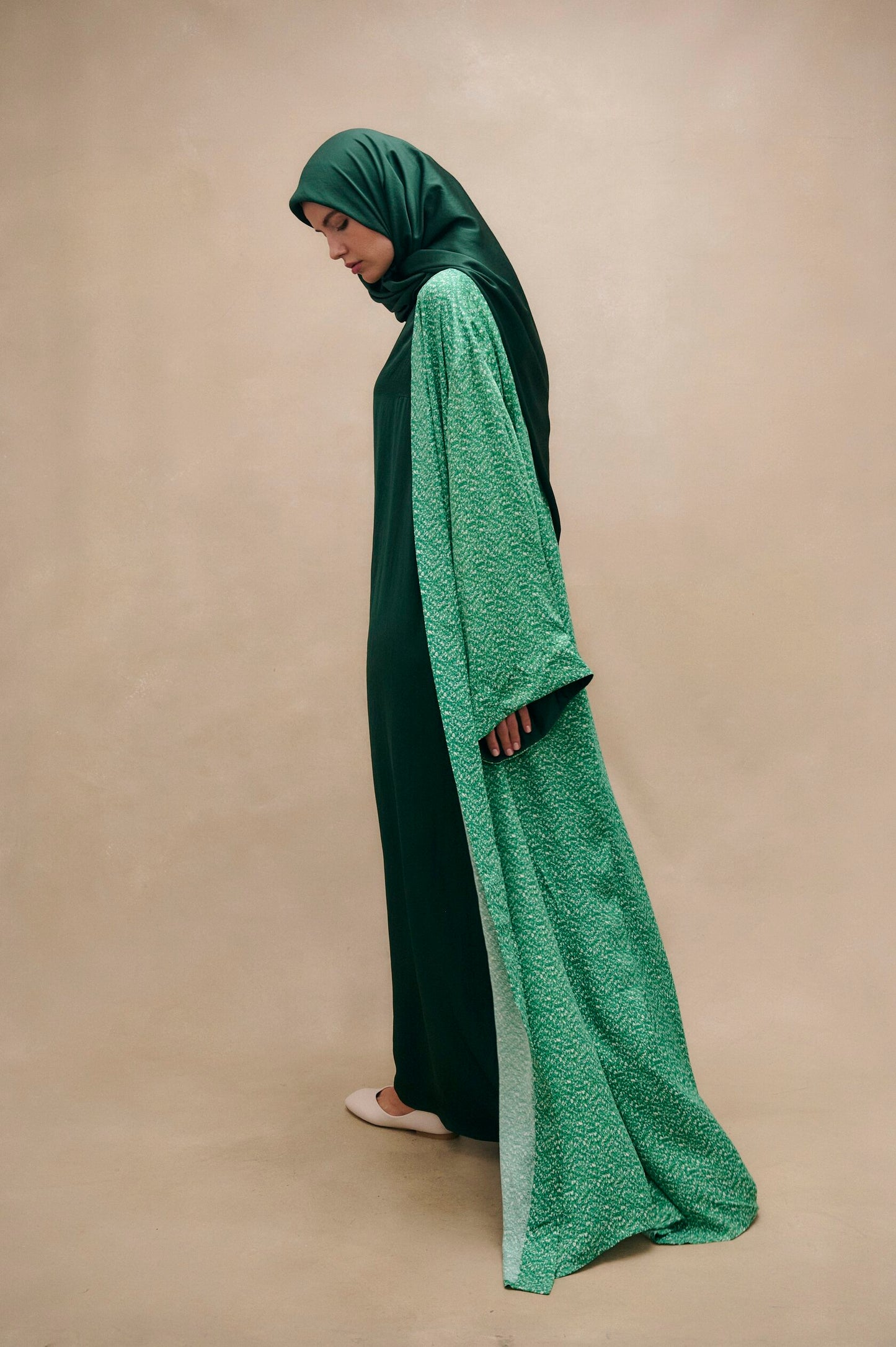 Emerald Grace Luxury Abaya